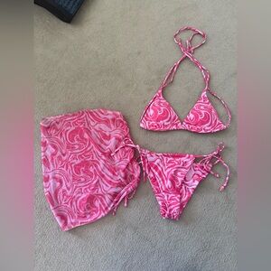Brand new bikini set and coverup